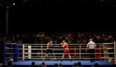 Darwin hosts Gloves of Hope tournament in support of young people — ABC News Australia
