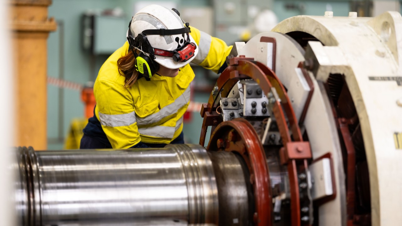 Australia must recruit 40,000 workers by 2030 to meet 'unprecedented' boom in AI data centres, renewable targets and housing demand
