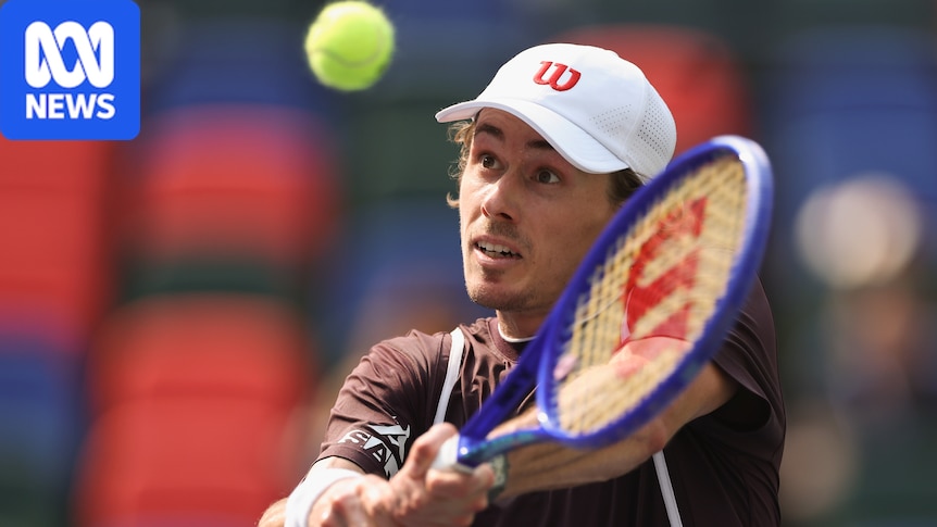Alex de Minaur advances to quarterfinals of Shanghai Masters and faces Alexander Zverev