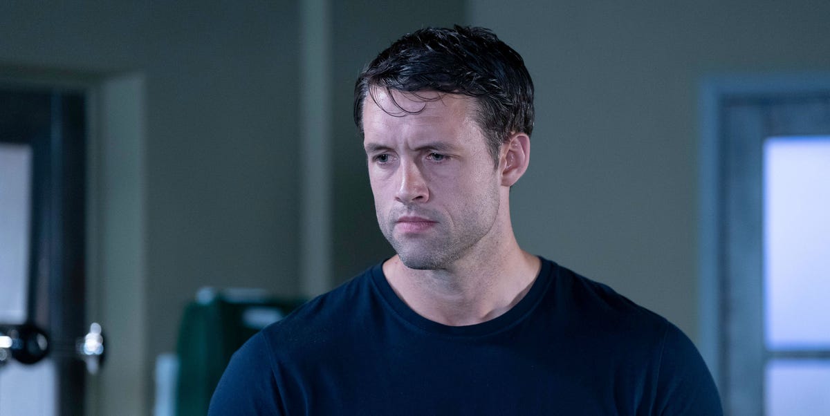 EastEnders' Mark and Lauren finally caught out in early iPlayer release