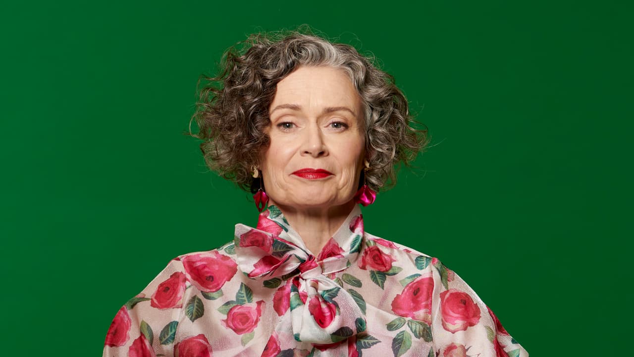 Judith Lucy reveals breast cancer diagnosis, mastectomy ahead
