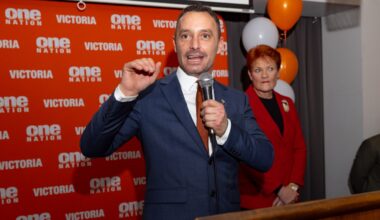 One Nation kicks off its Victorian election campaign as polls point to a Labor wipeout