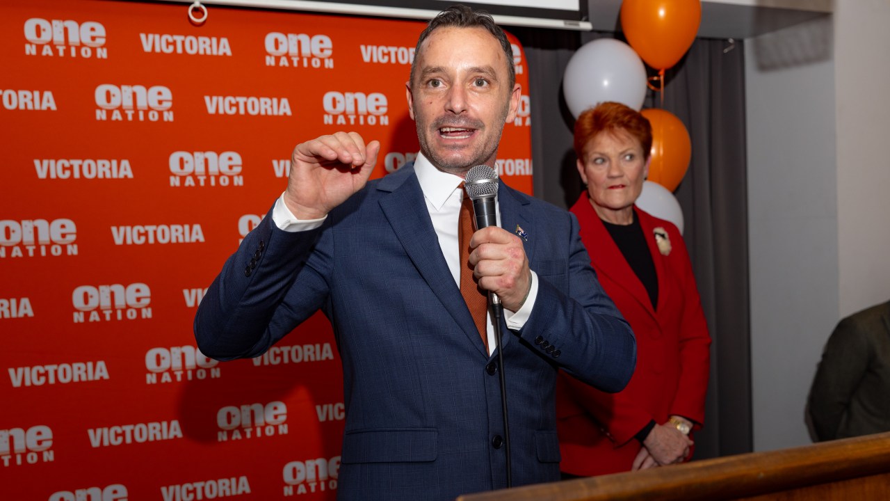 One Nation kicks off its Victorian election campaign as polls point to a Labor wipeout