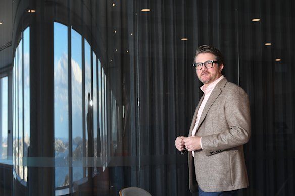 McKinsey partner Chris Bradley called the glass cliff “a very convenient way to always be a victim in the rain” in the deleted posts and generally questioned whether the concept even existed.