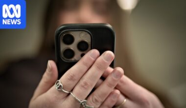 Scammers using AI to impersonate doctor in calls to Mandarin-speakers, police warn