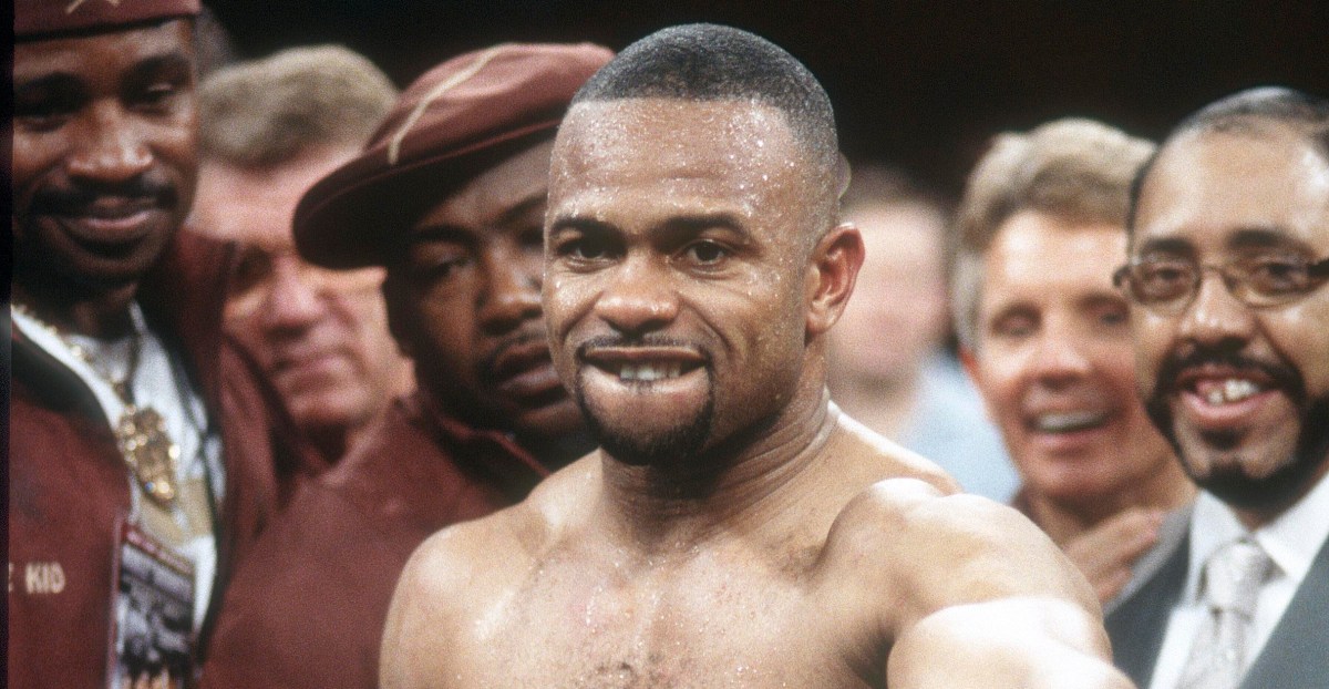 Boxing Mailbag: Roy Jones Jr as a heavyweight, trainer importance, more