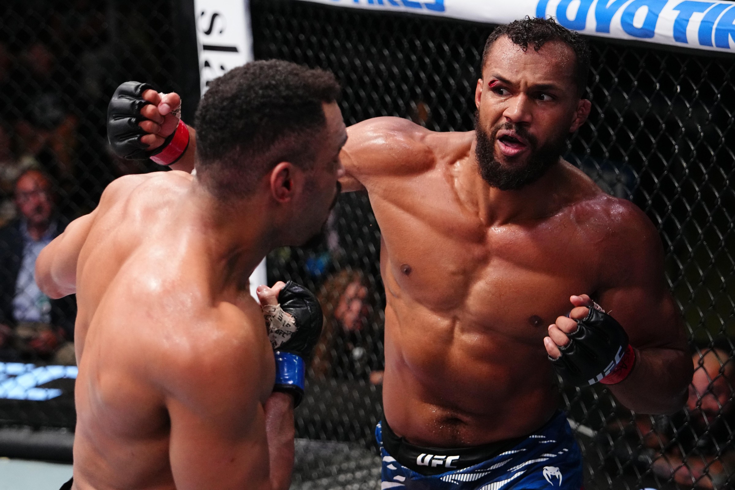 Julius Walker draws a veteran at UFC Vegas 122.