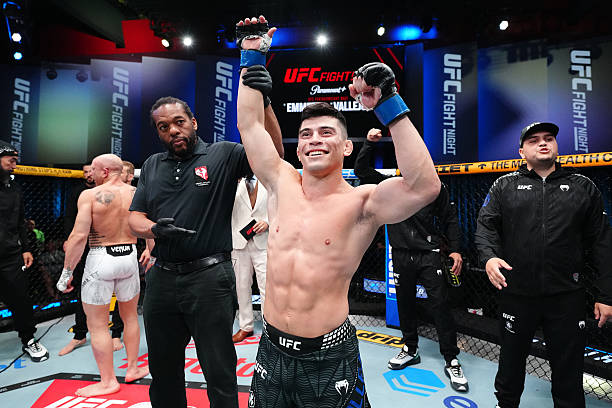 Kevin Vallejos Hopes To 'Get The Fight' With 'This' UFC Great "After WE KO Sterling"