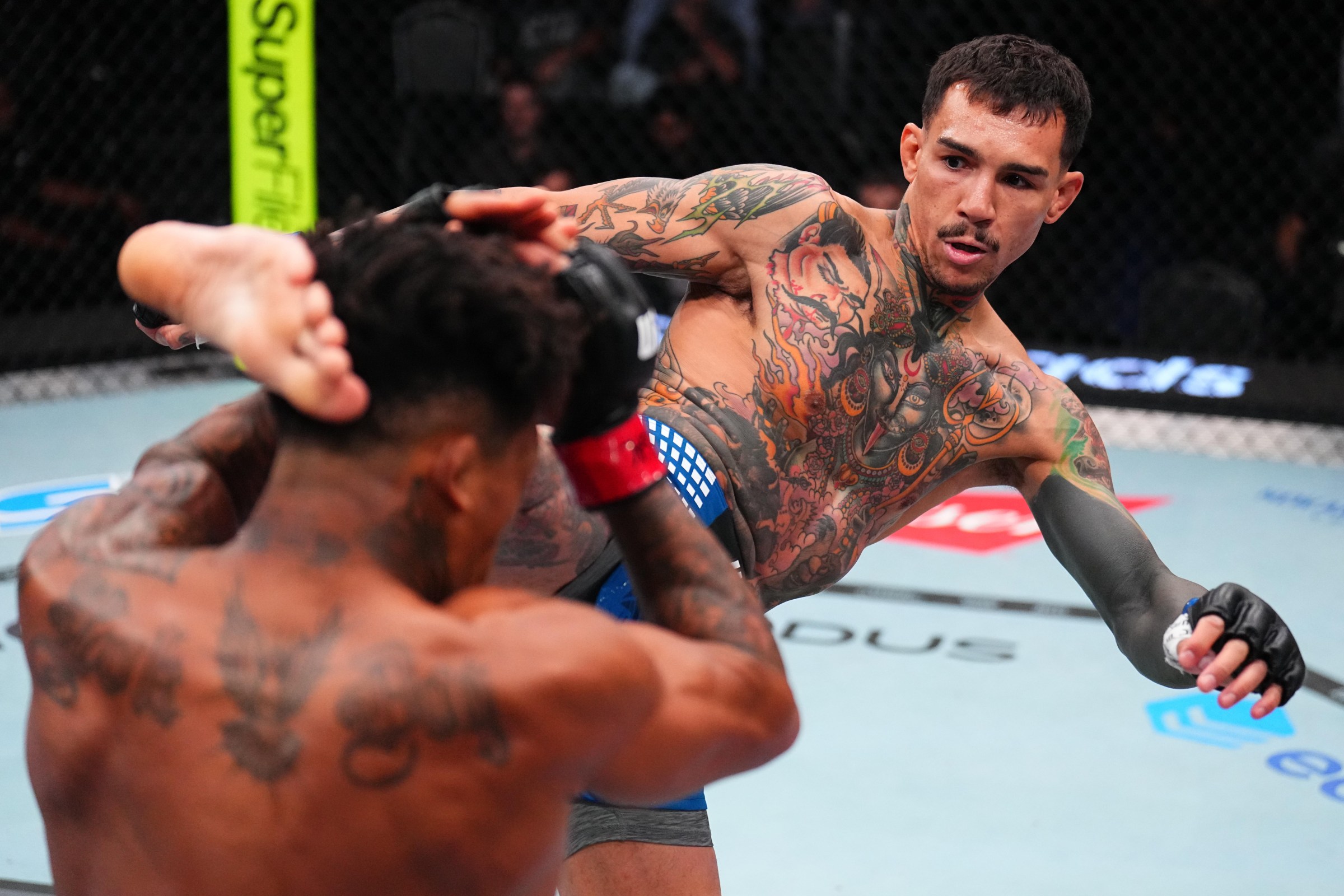Andre Fili is one half of an action fight at UFC Vegas 122.