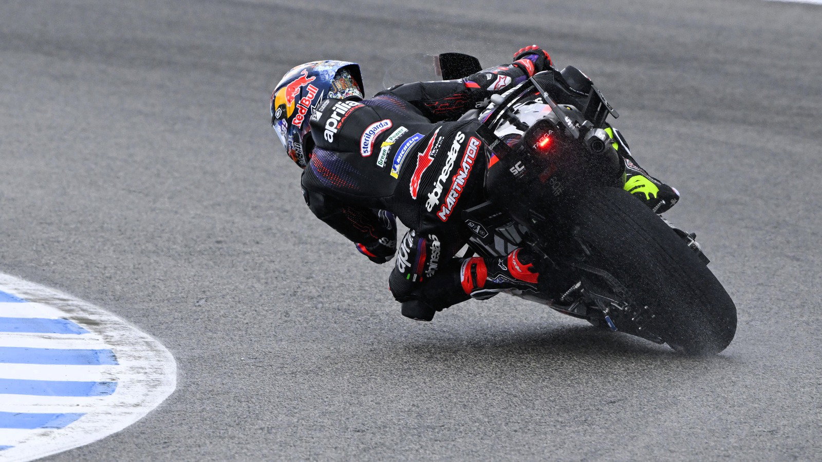 Live updates for Saturday's MotoGP action at Phillip Island.