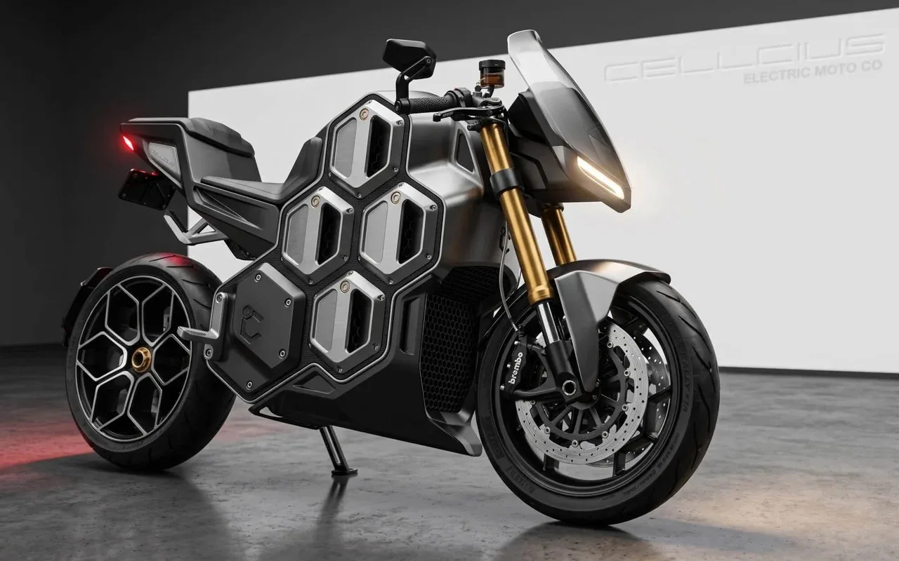 Brisbane Studio's Cellcius C-01 Electric Superbike Transforms with Swappable Honeycomb Battery System Side view of the Cellcius C-01 bike on a city street.