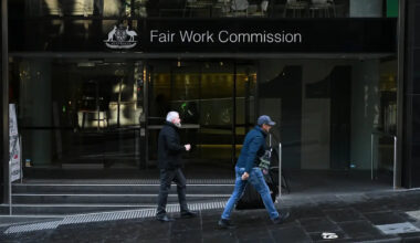 New rules coming for Aussie workers after Aldi and Woolworths 'plumber's crack' case