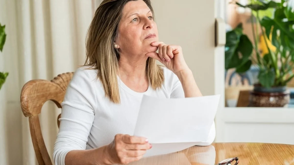 Widow, 69, Pays $27,000 A Year To Manage Her $1.8M Portfolio. Her Son Says She's Paying Too Much