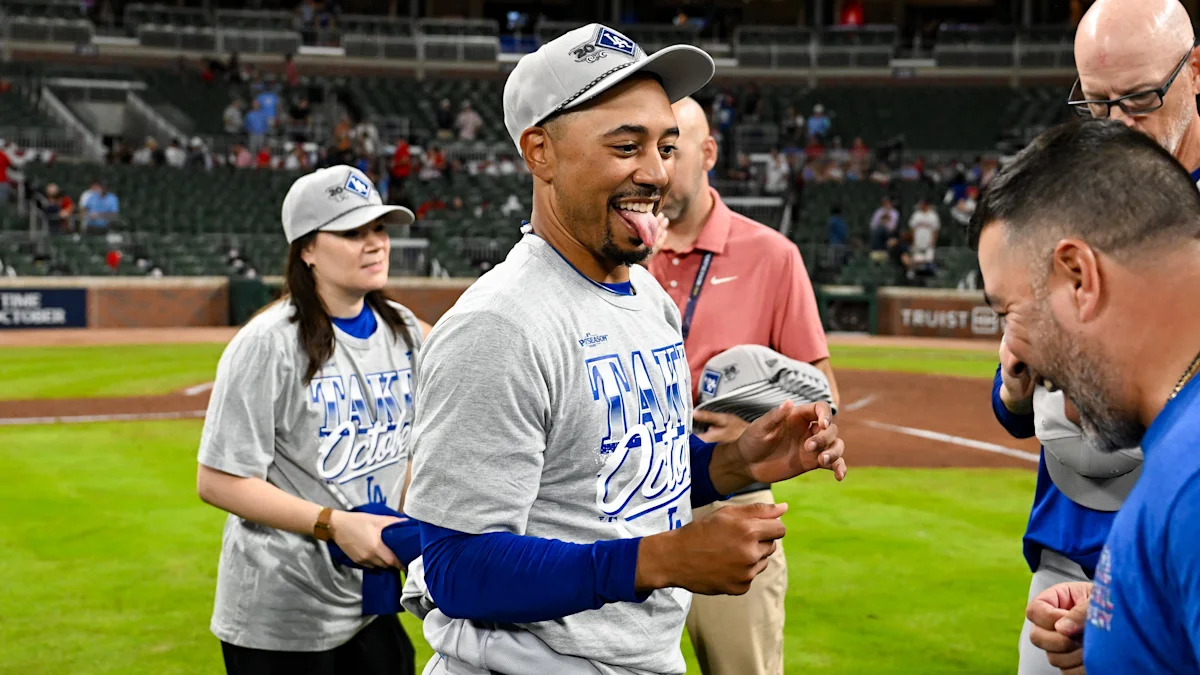 MLB Playoff Roundup: Guardians stay alive, Yankees, Braves, Padres go home