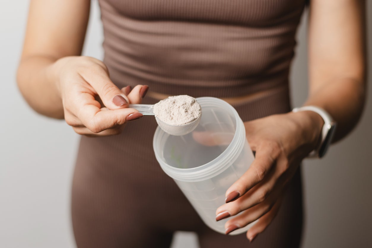 Whey protein isolate has a slightly higher protein content and a lower carbohydrate content than whey protein concentrate