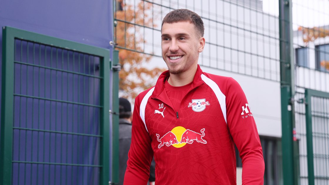 RB Leipzig's Brajan Gruda receives limited-edition adidas football boots from Lionel Messi