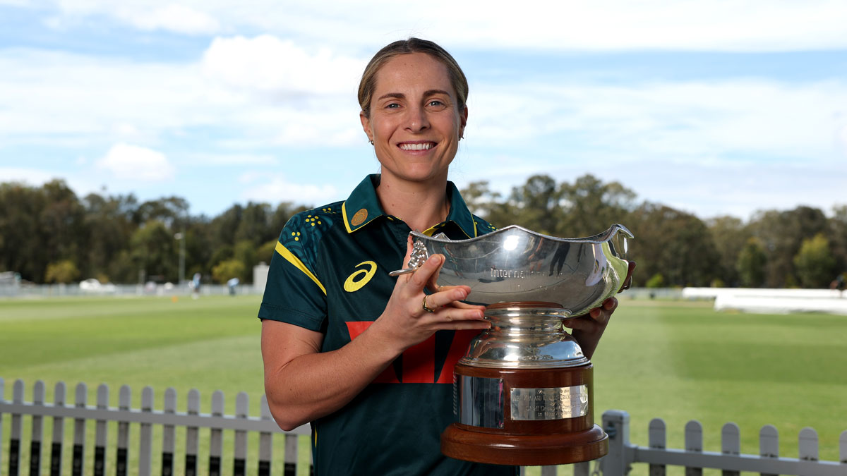 Molineux fit for Rose Bowl T20Is, Litchfield under a cloud