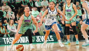 Tasmania Jewels beat Geelong Venom in sold-out first ever WNBL game
