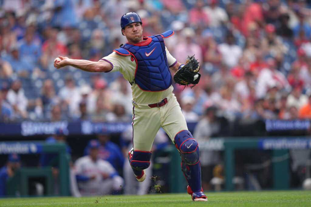 Phillies To Reduce J.T. Realmuto's Catching Workload