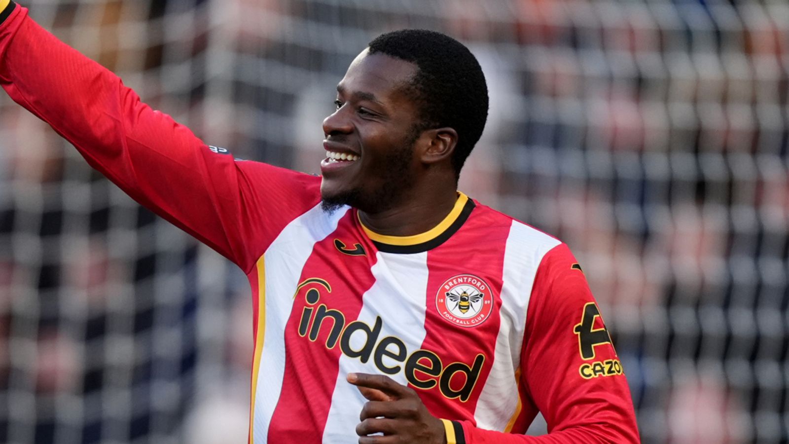 Hull City 1-1 Brentford: Dango Ouattara rescues point for Bees after Oli McBurnie penalty | Football News