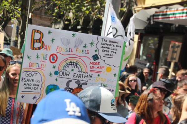 How the Fossil Fuel Industry &lsquo;Captured&rsquo; Australia and Maintains Its Political Dominance