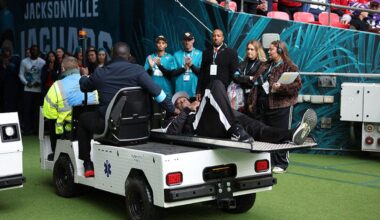 NFL line judge takes knee and appears to pray after umpire collapses during Jaguars-Texans London game