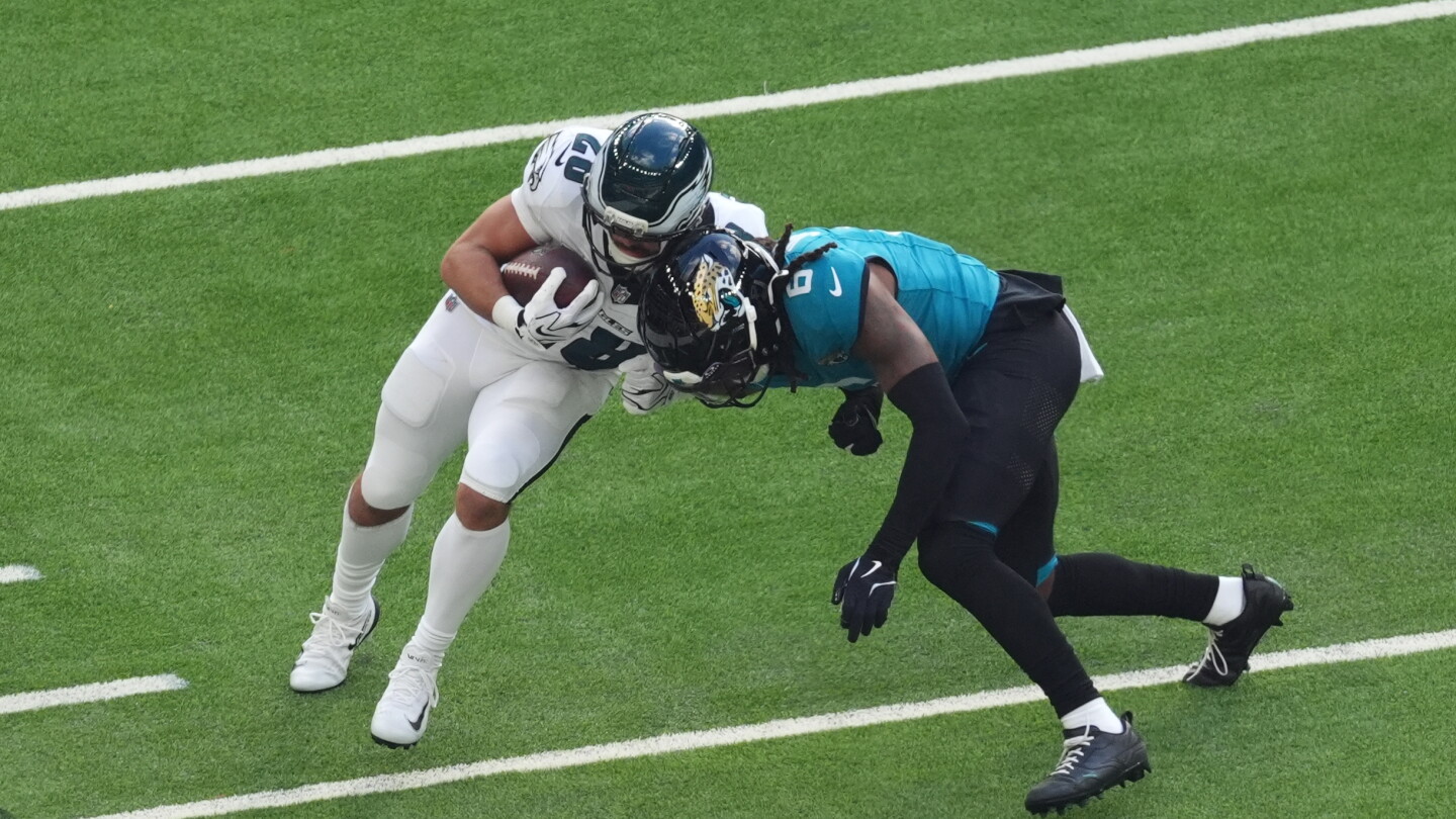 Jaguars are first team since the merger not to allow a 40-yard rusher in first five games