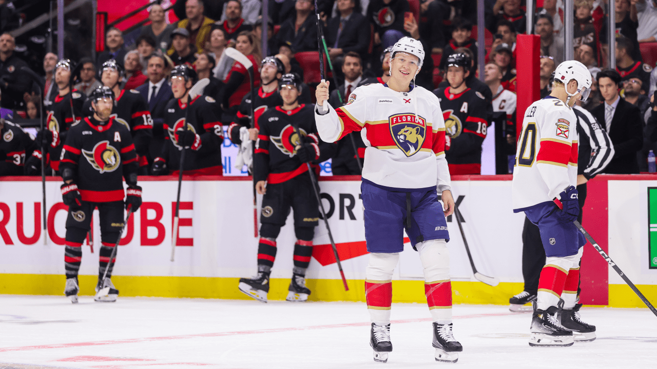 Brady Tkachuk hears full force of Senators fans in return to Ottawa