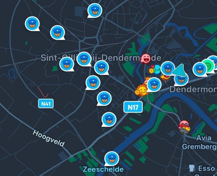 Police reports in Waze