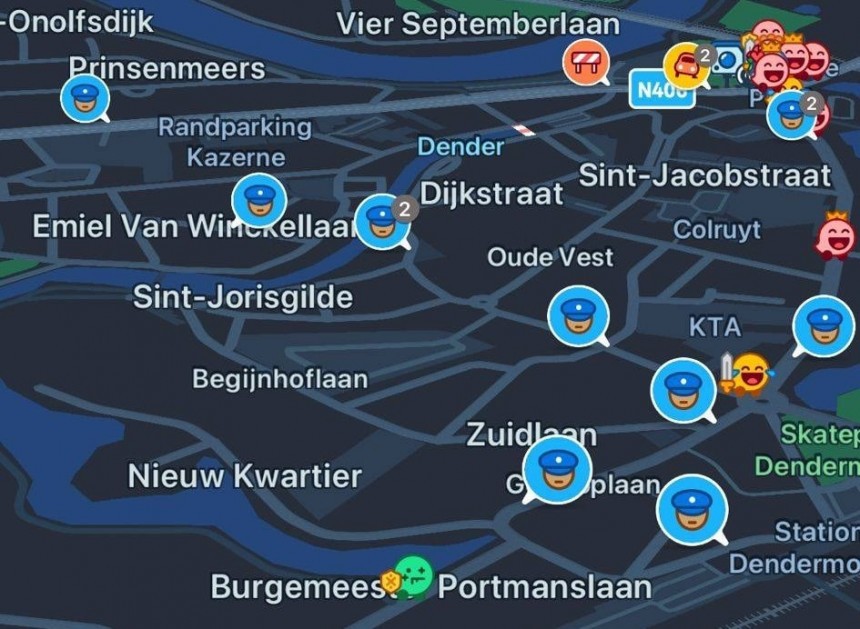 Police reports in Waze
