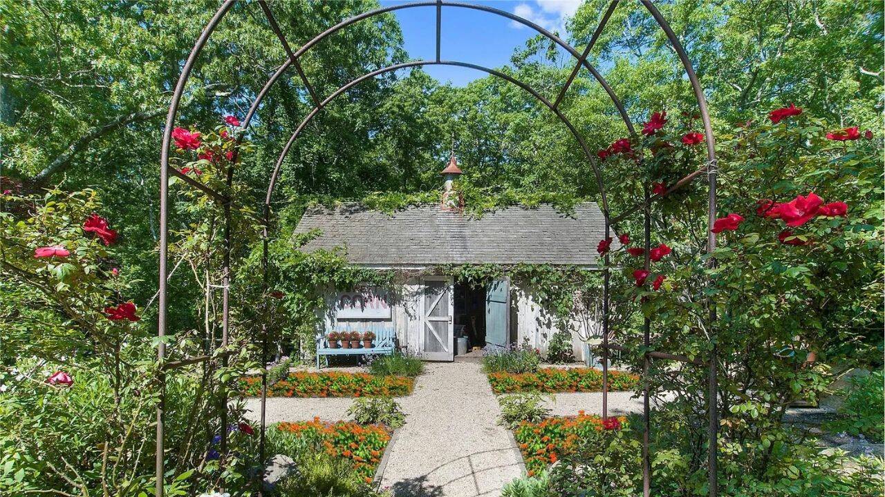 What makes the grounds different from a typical Hamptons estate