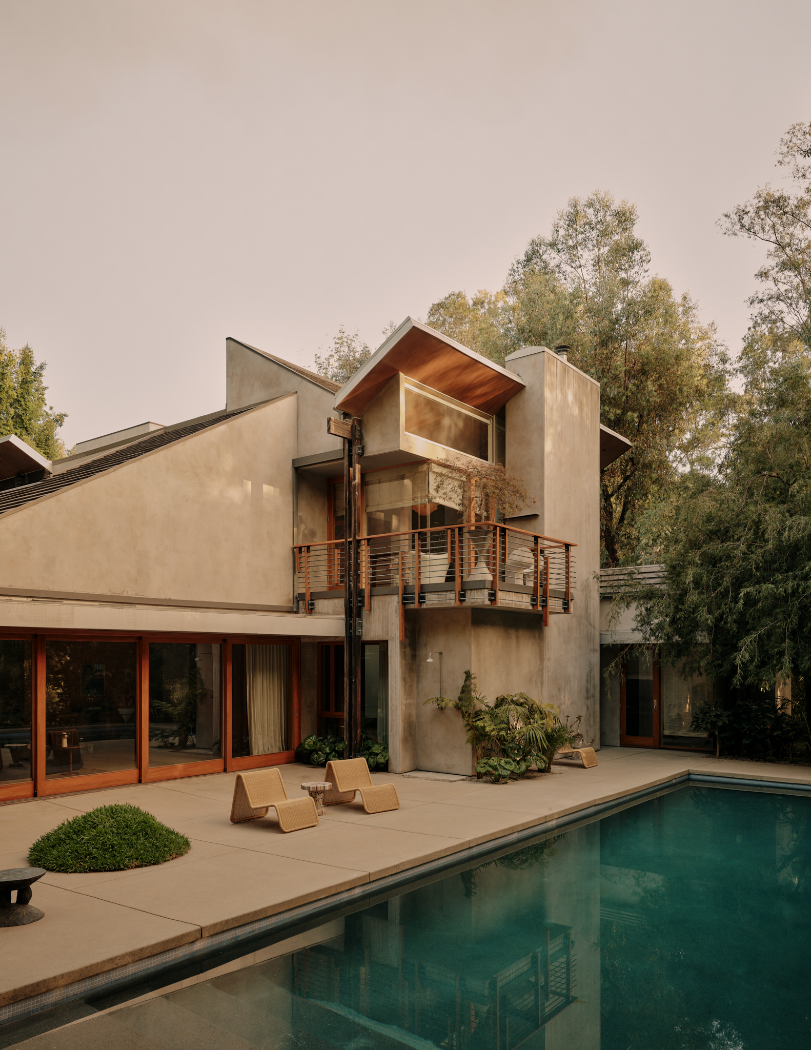 exterior of hollywood home