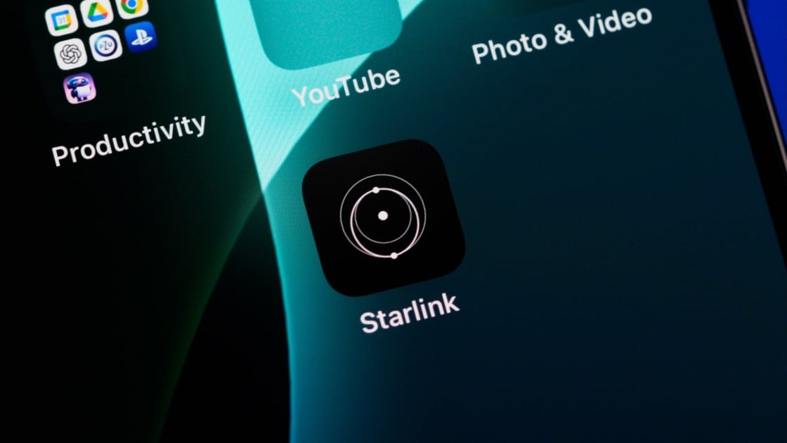 Spyware Uses Starlink Name to Trick Iranians Desperate for Unfiltered Internet