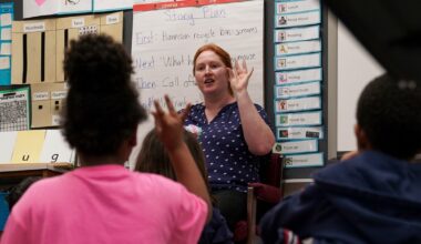 About 1 in 6 US teachers work second jobs