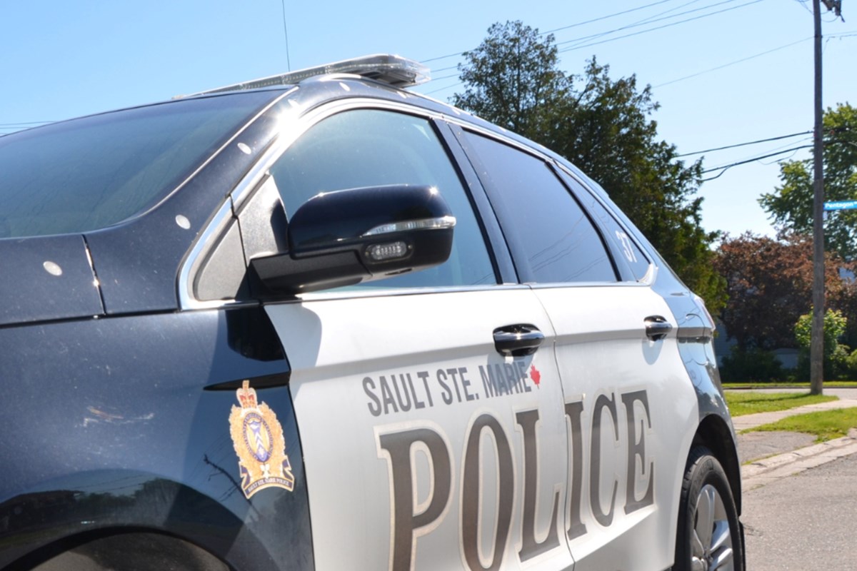 Fentanyl and replica gun seized during Station Mall arrests