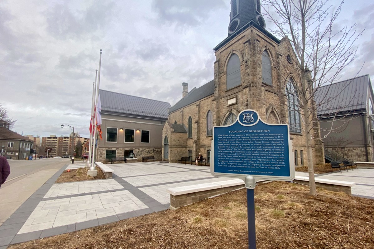 Canadian book artists honour L.M. Montgomery in touring show