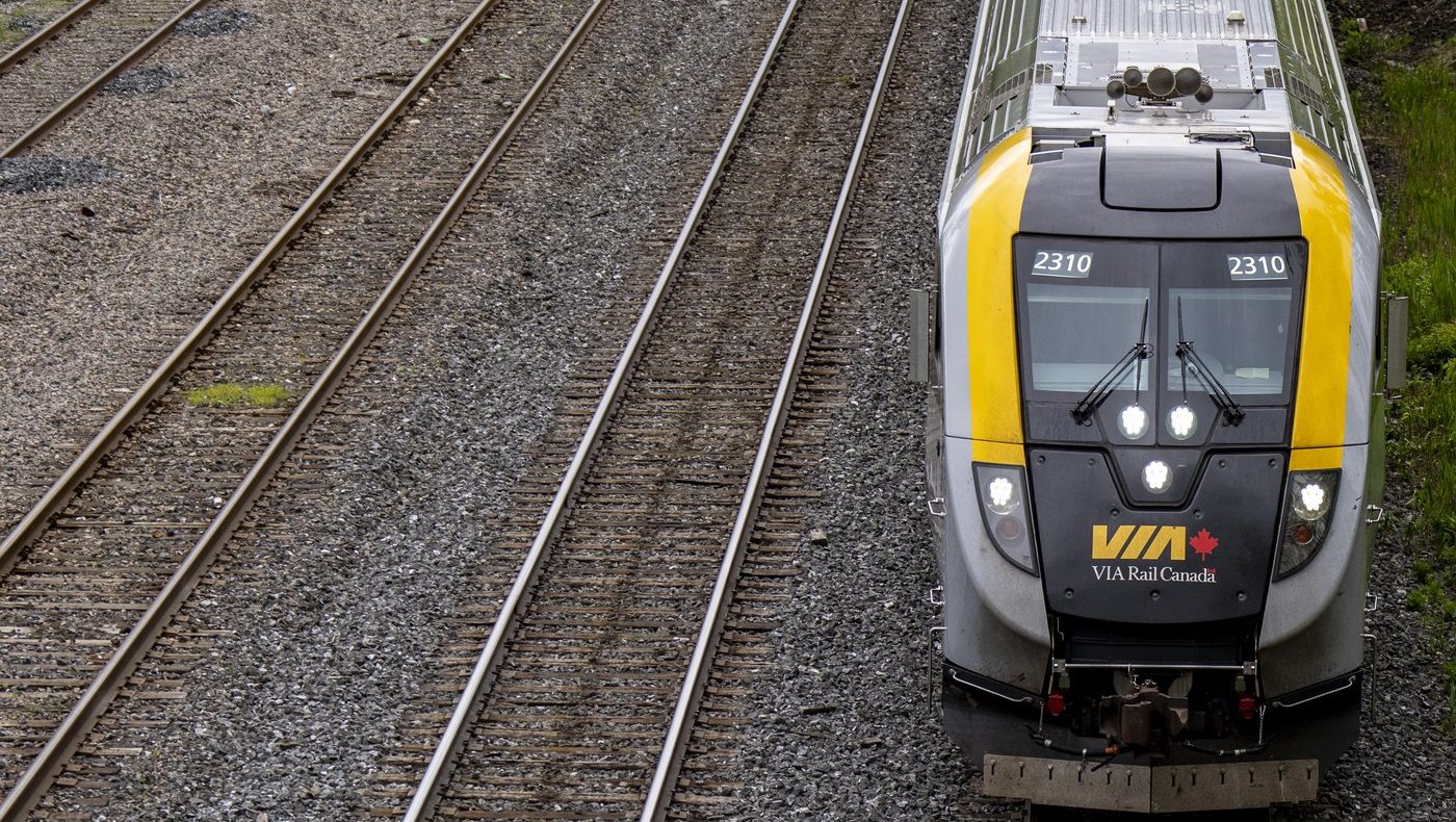 A new employment contract for 2,500 VIA Rail employees