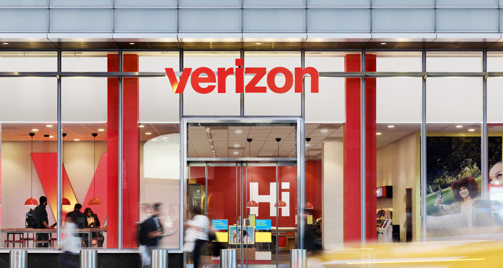 Verizon logo shown on storefront