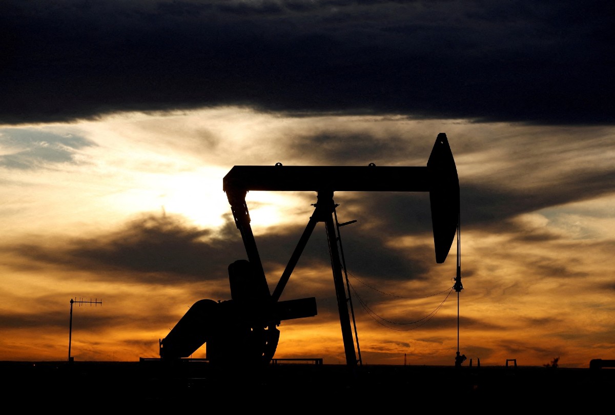 Oil Pauses Rally as Markets Weigh Trump's Ultimatum to Russia - Canadian Energy News, Top Headlines, Commentaries, Features & Events