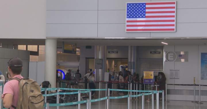 Calgary airport limiting U.S. customs access to 2 hours before flight time