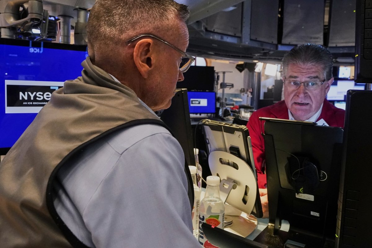 US stocks edge up to another record as GM and others show how tariffs are impacting them
