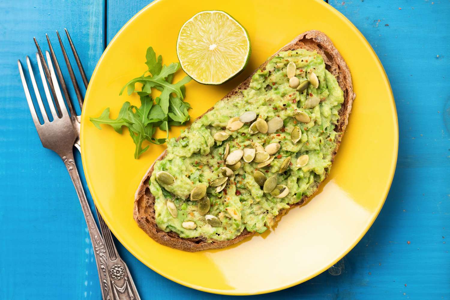 7 Healthy Midday Snacks to Power You Through the Rest of Your Day