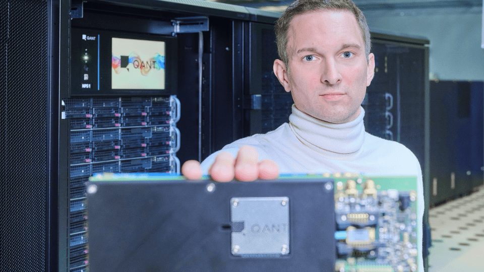 Q.ANT raises €62M to transform the future of computing with photonic processing