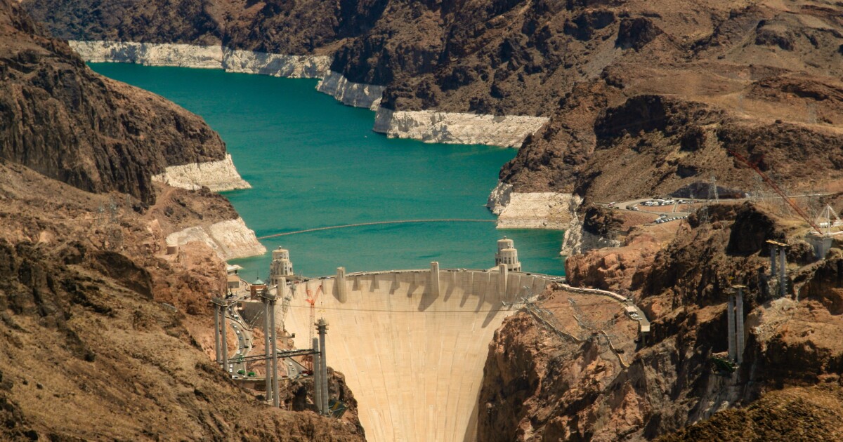 How dams have shifted Earth's North Pole by a meter