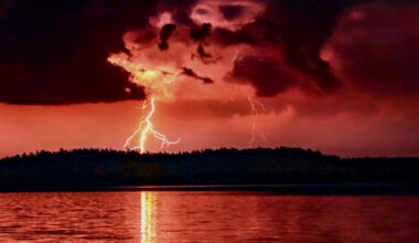 Environment Canada warns of strong winds and hail in central Ontario