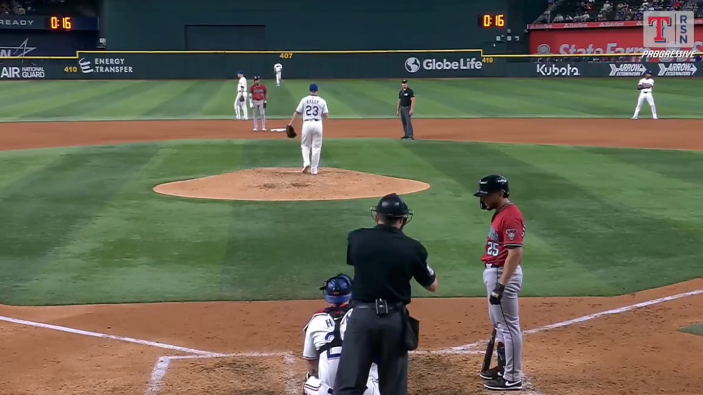 MLB Umpire Made Embarrassing Mistake After Screwing Up the Count