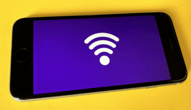 Quick guide: Share mobile Internet on Android & iPhone