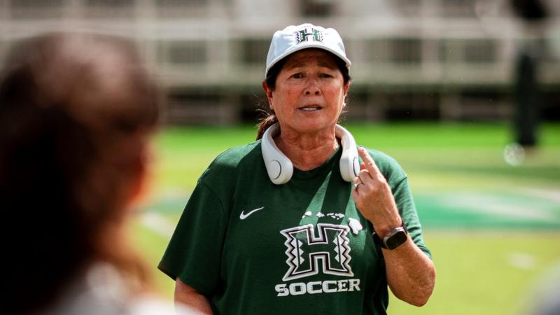 Soccer Opens 2025 Season at Long Beach State, Pepperdine