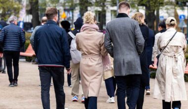 Monday's papers: Finland's lost decades, a buyer's market and getting caught red-handed | Yle News