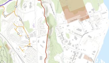 Takhini trail closed due to presence of mother bear with cubs